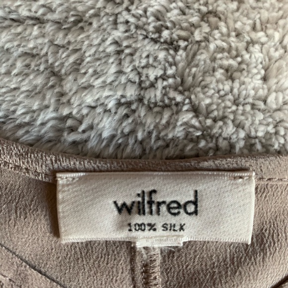 Wilfred pure silk and lace tank top - Picture 2 of 3